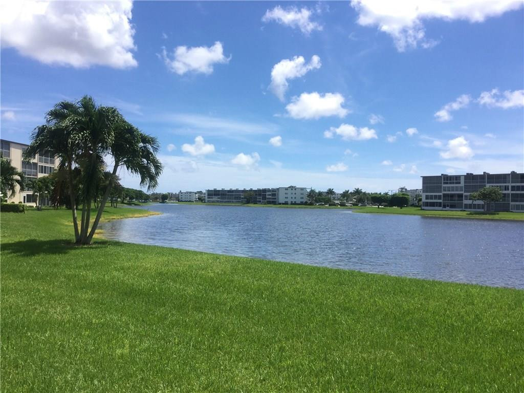 1042 Wolverton C, Unit 1042 Boca Raton, FL 33434 - Photo 13 of 27 Photo 13
