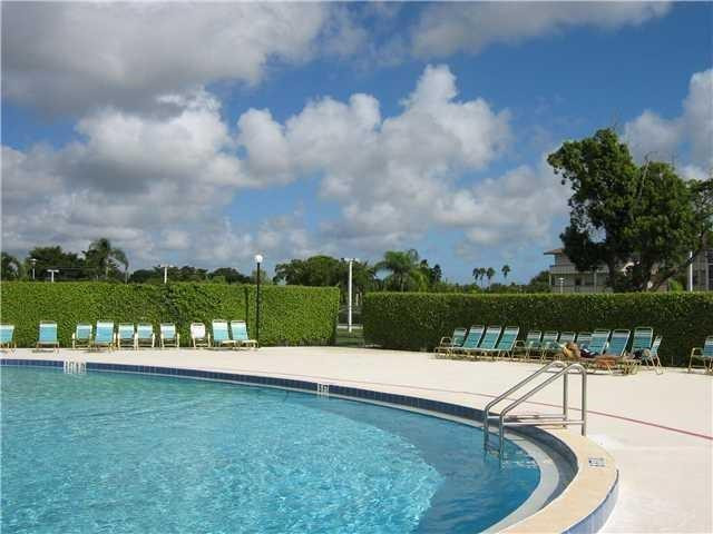 1042 Wolverton C, Unit 1042 Boca Raton, FL 33434 - Photo 22 of 27 Photo 22