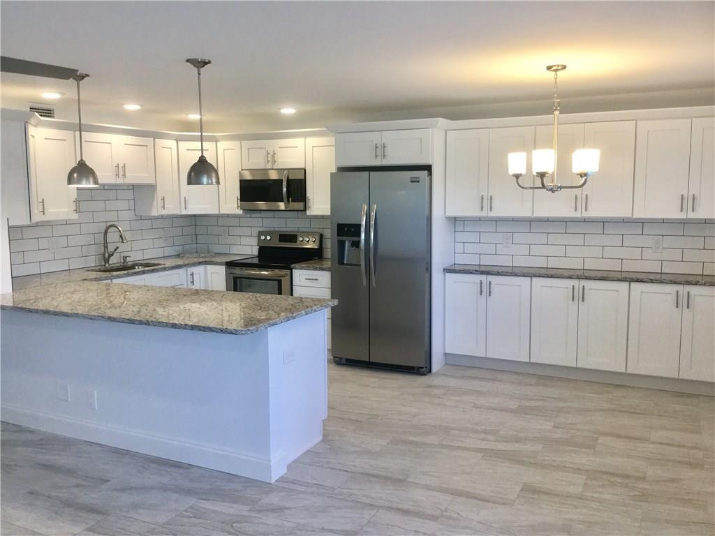 1042 Wolverton C, Unit 1042 Boca Raton, FL 33434 - Photo 3 of 27 Photo 3