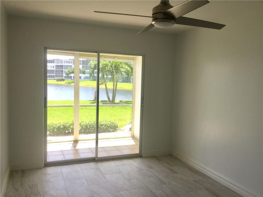 1042 Wolverton C, Unit 1042 Boca Raton, FL 33434 - Photo 9 of 27 Photo 9