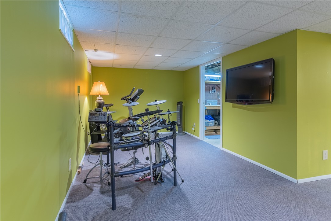 38 Mountain Rise Perinton, NY 14450 - Photo 34 of 44