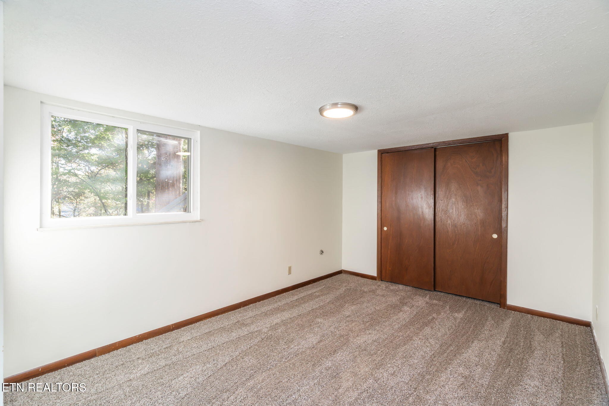 110 Clark Lane Oak Ridge, TN 37830 - Photo 27 of 46