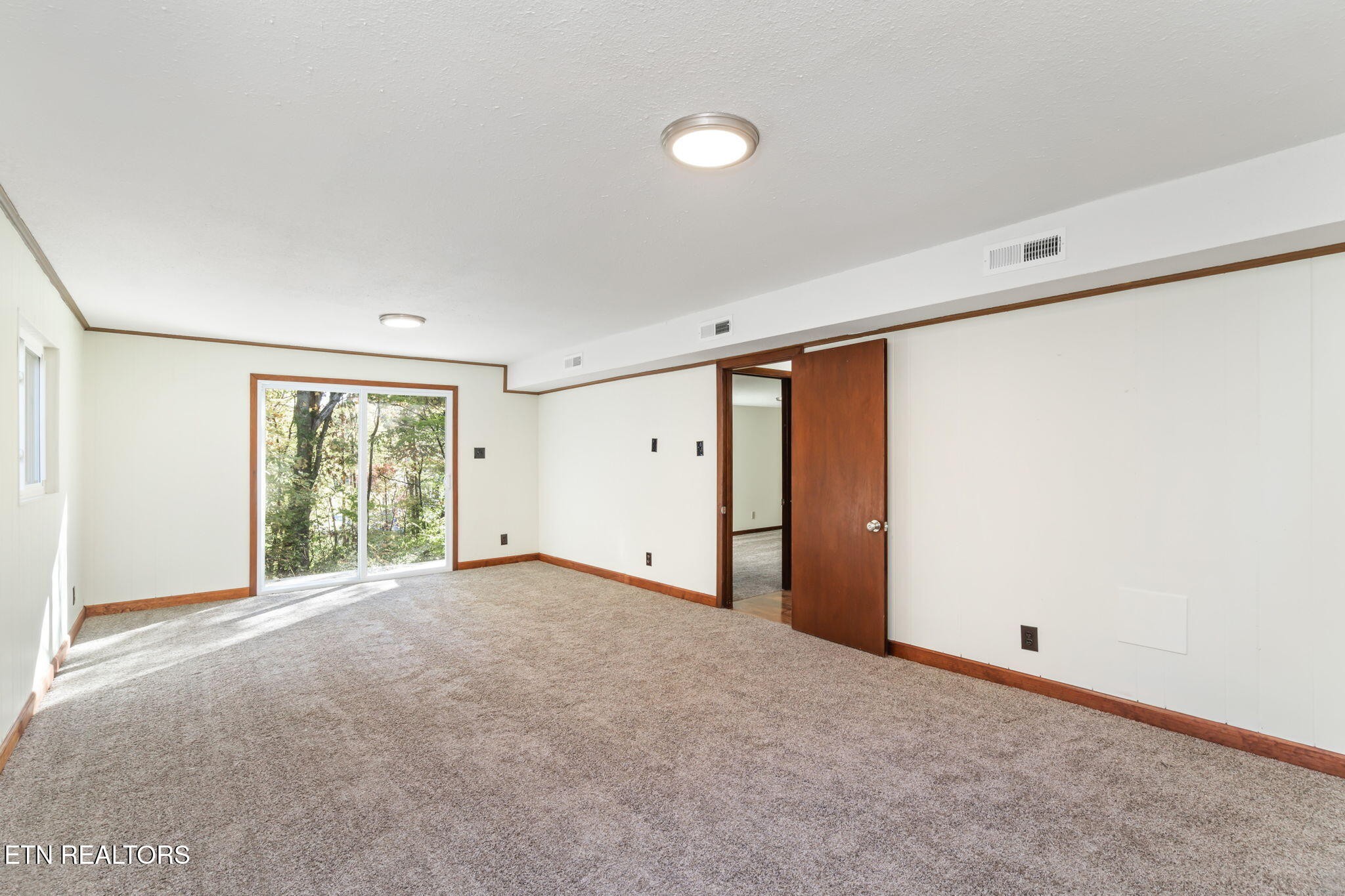 110 Clark Lane Oak Ridge, TN 37830 - Photo 31 of 46