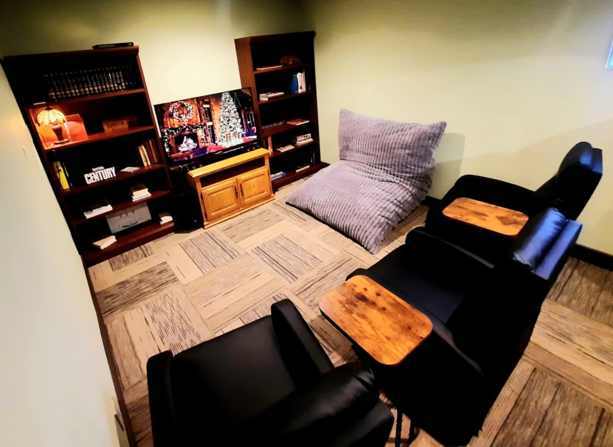 870 South Clark Avenue Republic, WA 99166 - Photo 4 of 12