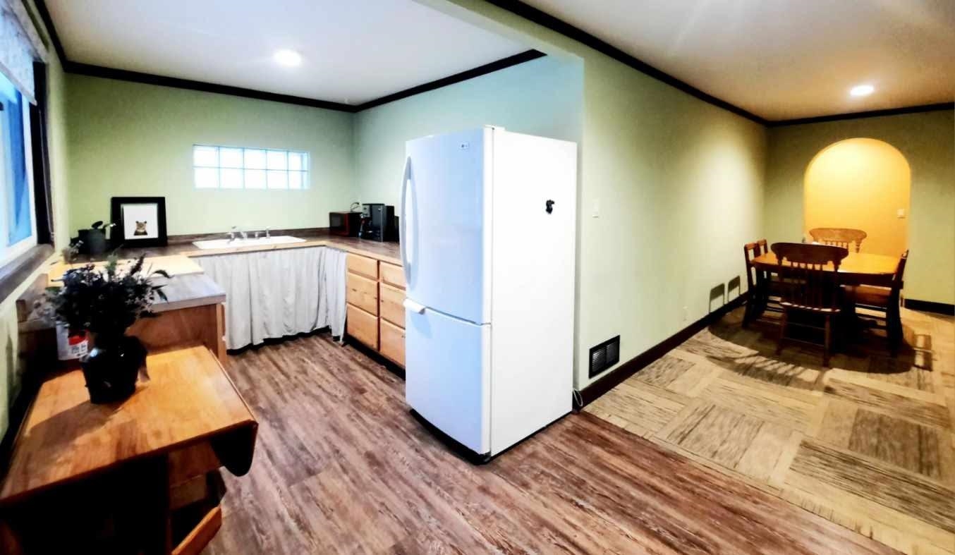 870 South Clark Avenue Republic, WA 99166 - Photo 7 of 12