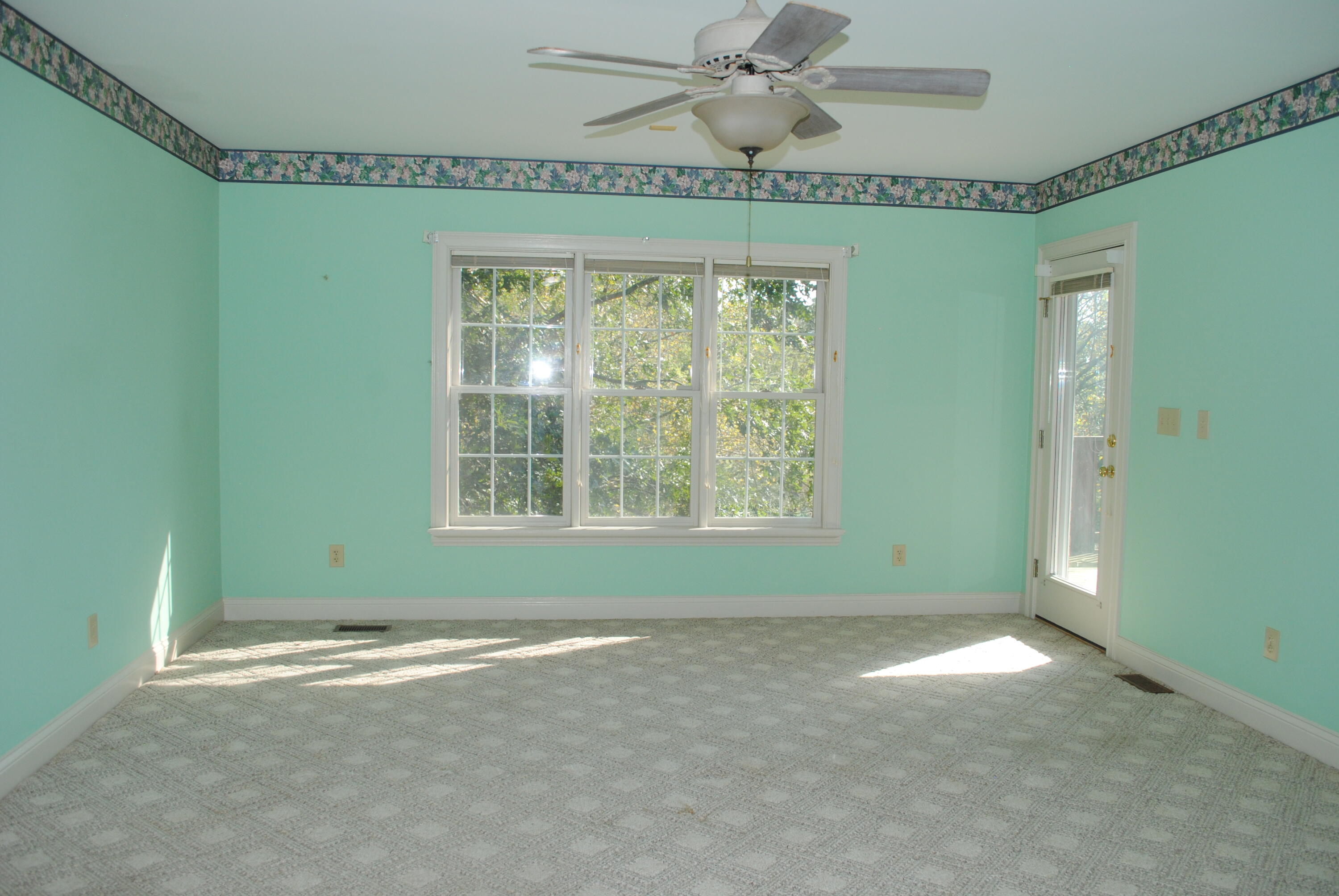240 Roberts Road Versailles, KY 40383 - Photo 21 of 32 DSC_0595