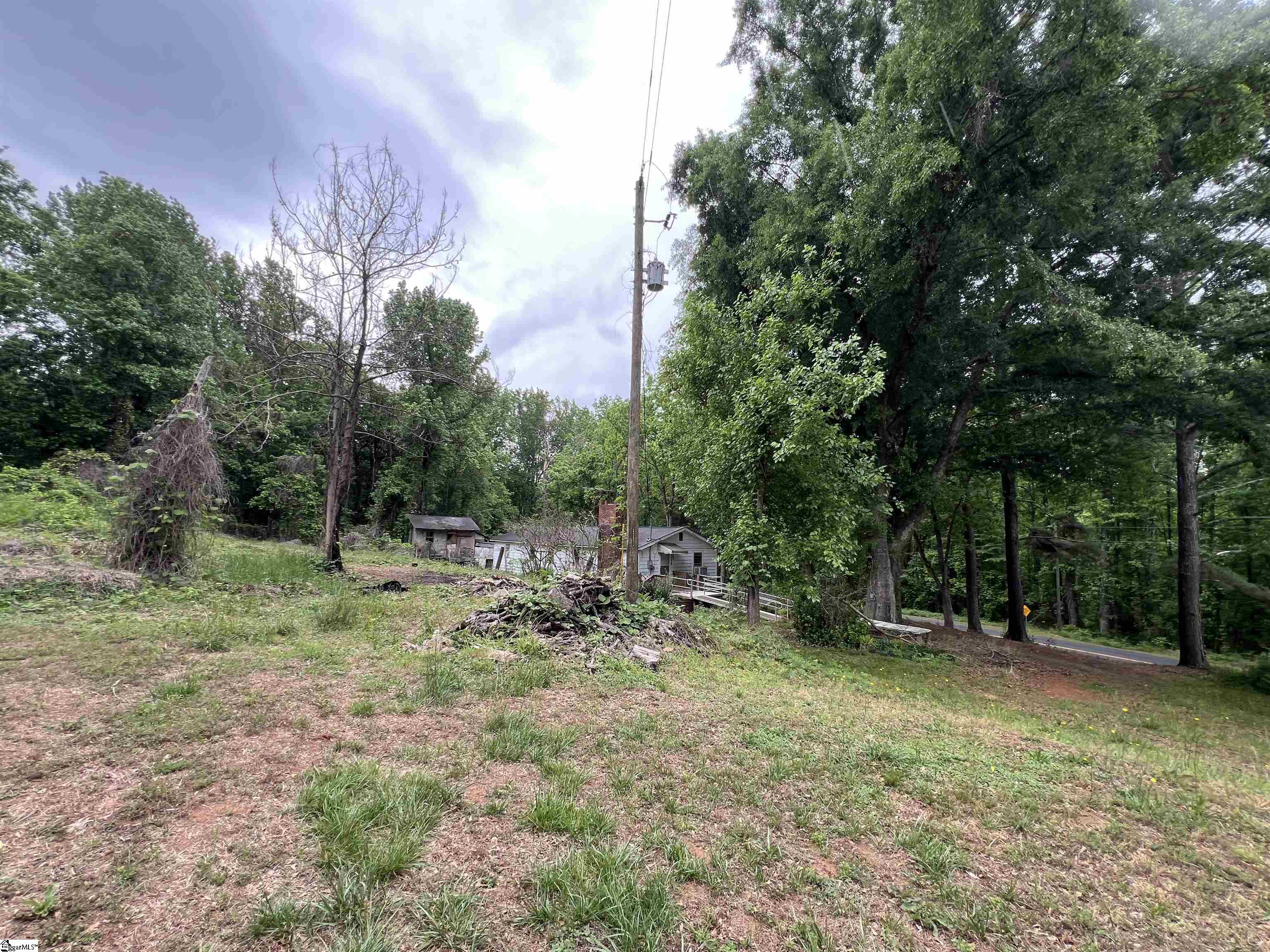 384 Hamburg Road Easley, SC 29640 - Photo 3 of 22
