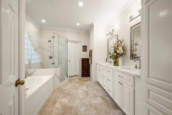 $2,000,000 | 9913 Kleppel Road, Tomball, TX 77375