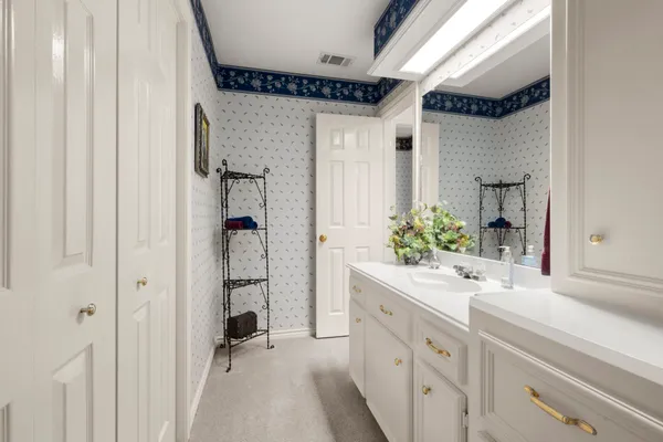 $2,000,000 | 9913 Kleppel Road, Tomball, TX 77375