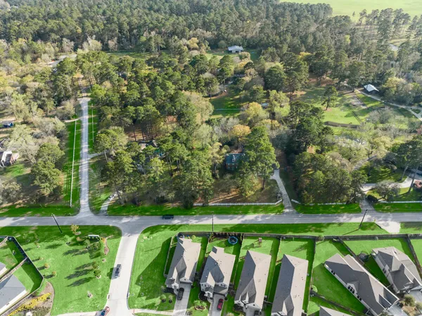 $2,000,000 | 9913 Kleppel Road, Tomball, TX 77375