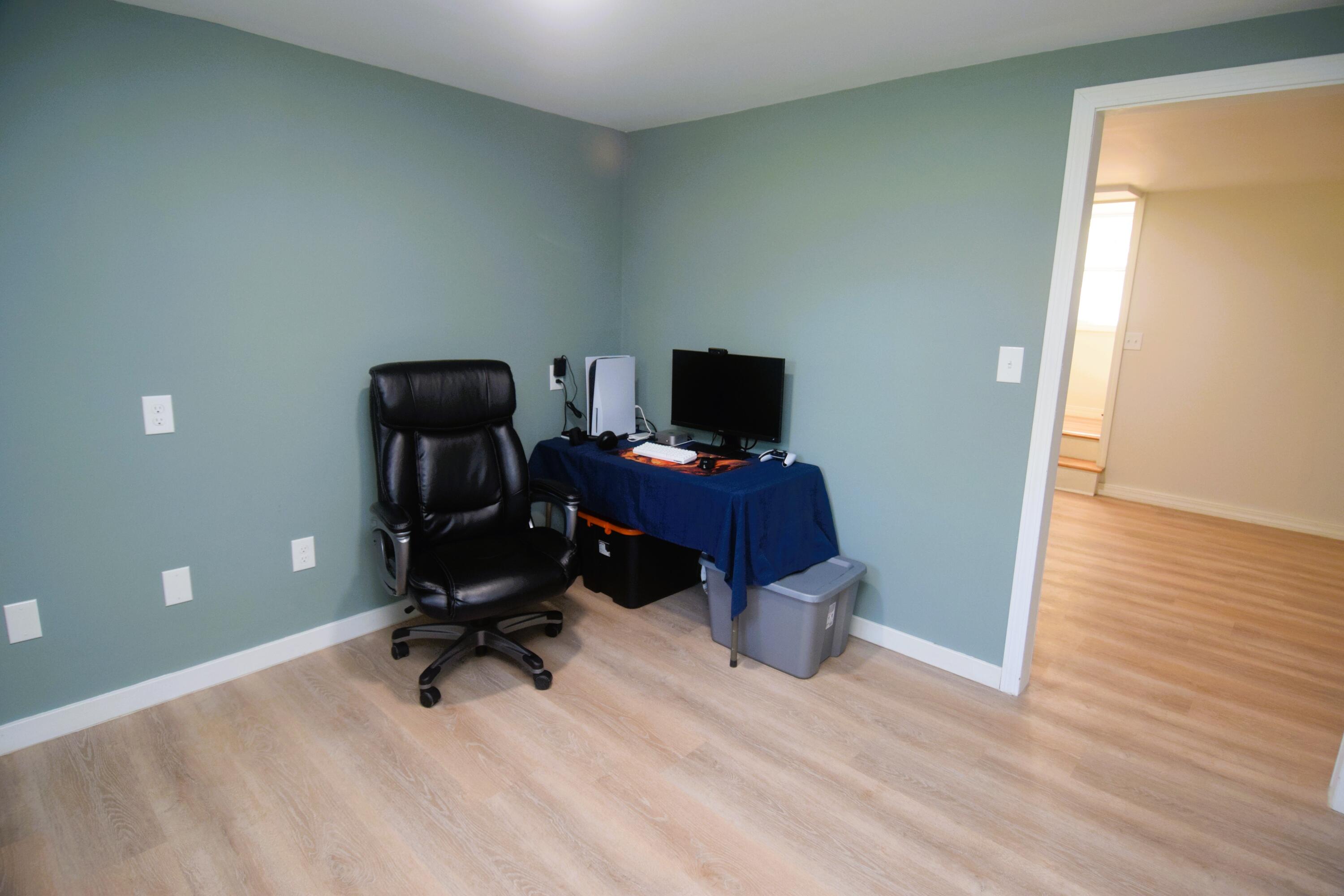423 East River Road Skowhegan, ME 04976 - Photo 26 of 49 Office/Bedroom 5