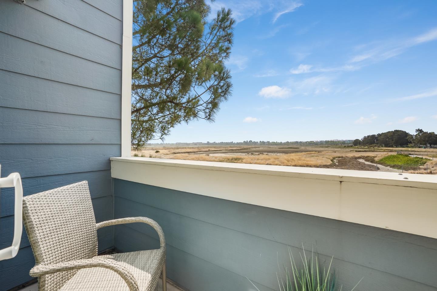 1033 Rudder Lane Foster City, CA 94404 - Photo 17 of 26 Gallery Image 17