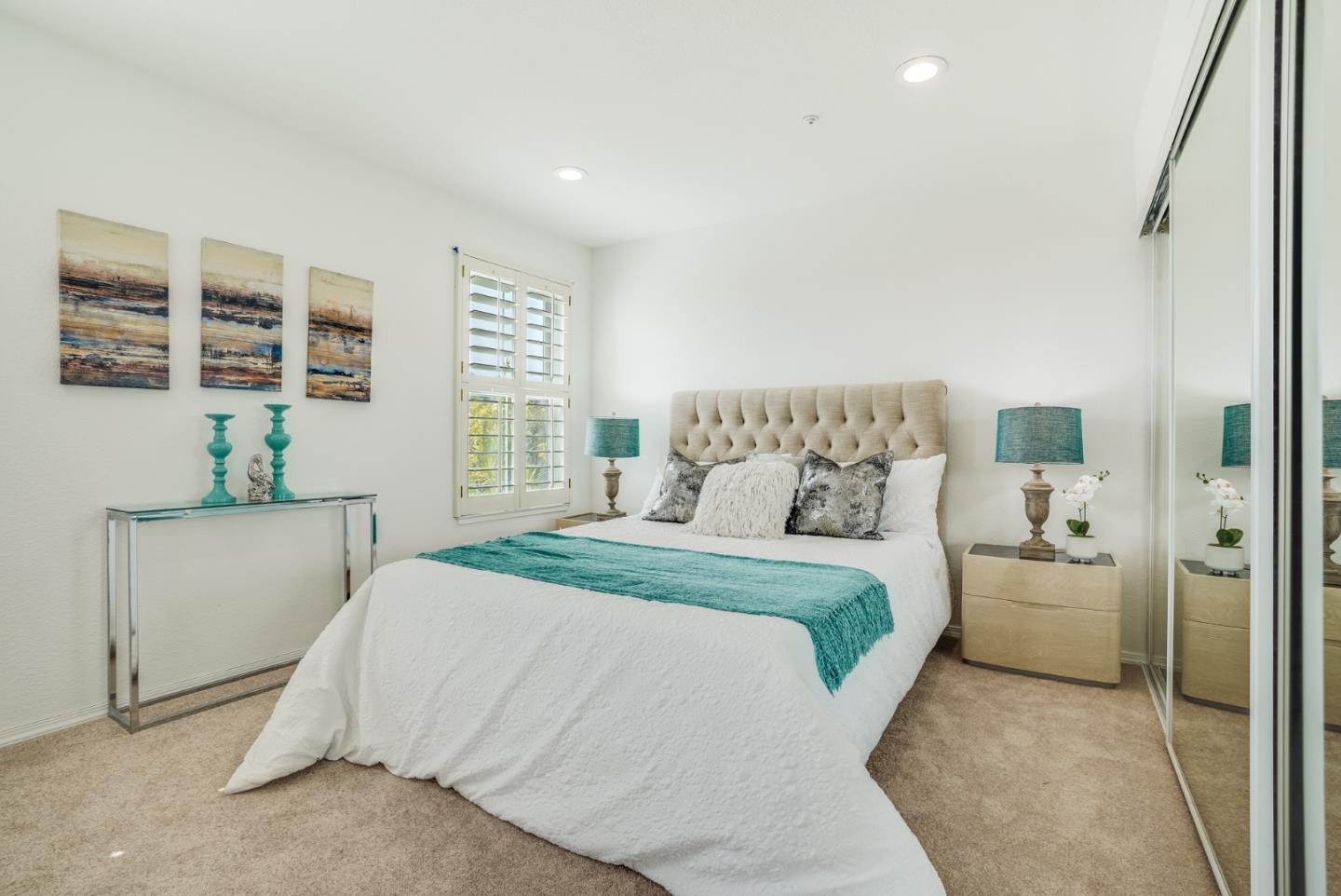 1033 Rudder Lane Foster City, CA 94404 - Photo 19 of 26 Gallery Image 19