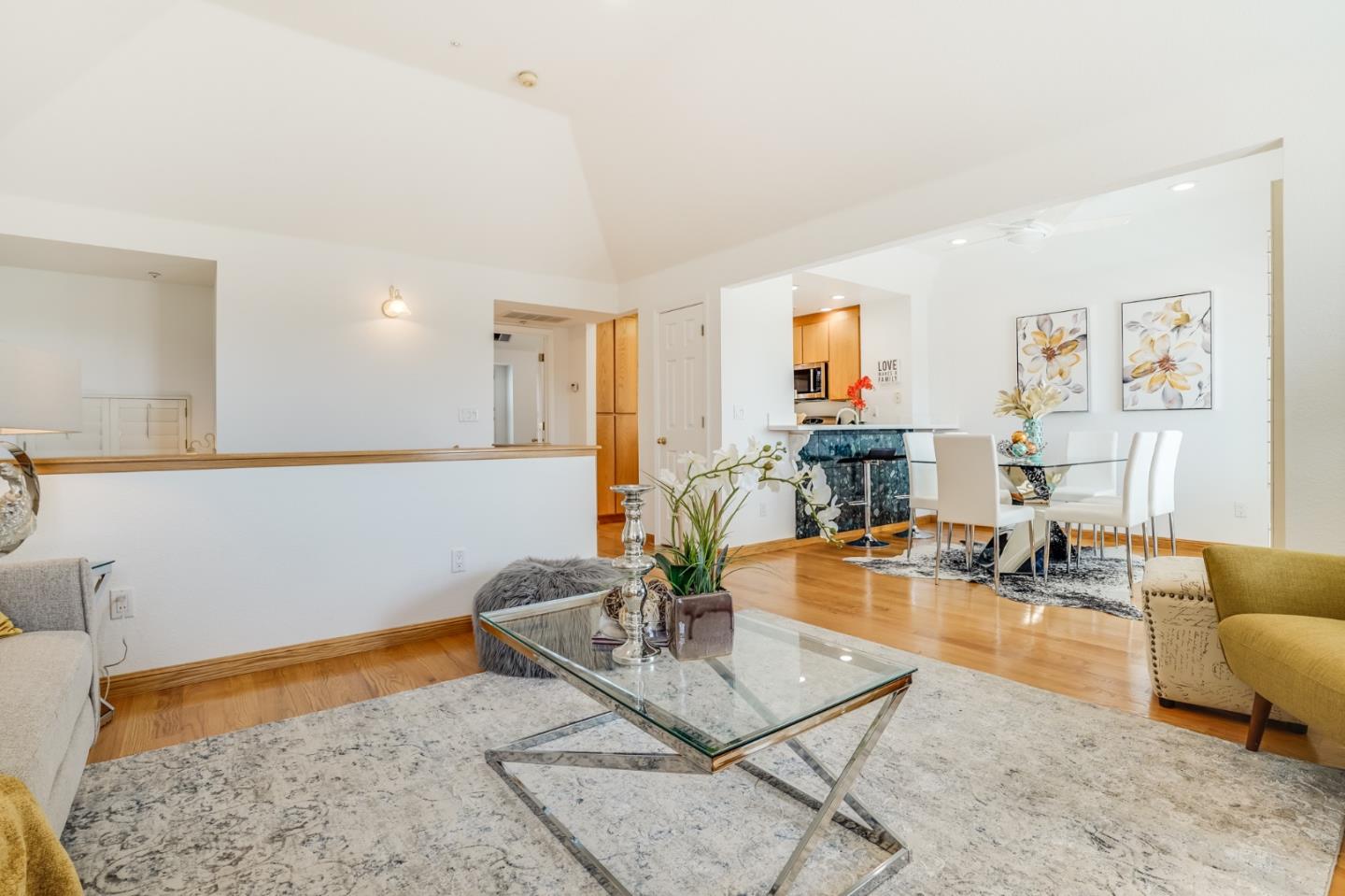 1033 Rudder Lane Foster City, CA 94404 - Photo 7 of 26 Gallery Image 7