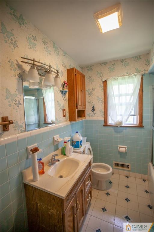 70 Spring Street Edison, NJ 08820 - Photo 14 of 25 Gallery Image 14