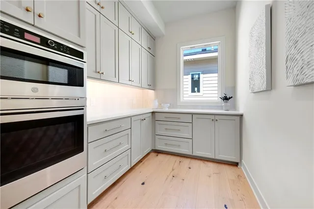 $1,082,992 | 9962 Brockway Street, Lenexa, KS 66220