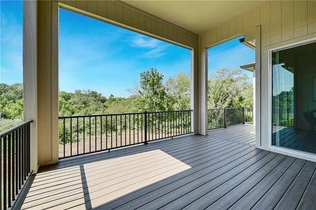 $1,082,992 | 9962 Brockway Street, Lenexa, KS 66220