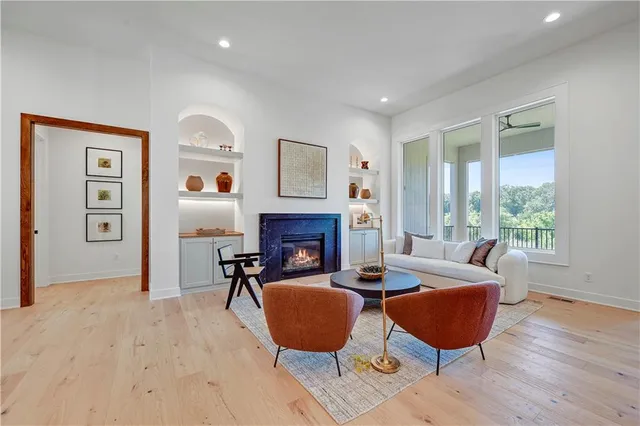 $1,082,992 | 9962 Brockway Street, Lenexa, KS 66220