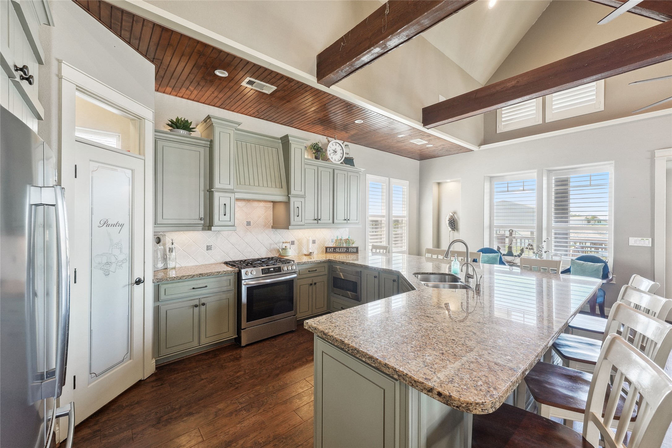 223 South Front Street Freeport, TX 77541 - Photo 13 of 33