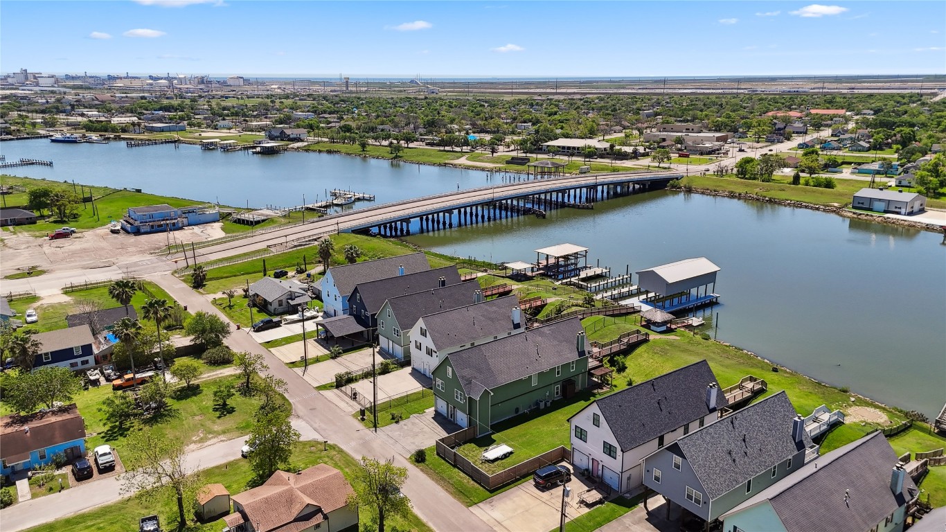 223 South Front Street Freeport, TX 77541 - Photo 31 of 33