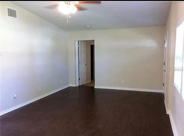 $2,400 | 2738 Ingot Place, Sarasota, FL 34235
