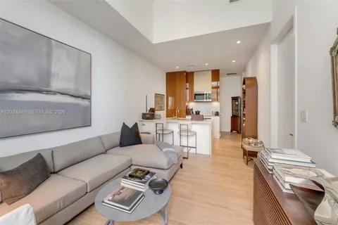 $7,250 | 2655 South Bayshore Drive, Unit 807, Miami, FL 33133