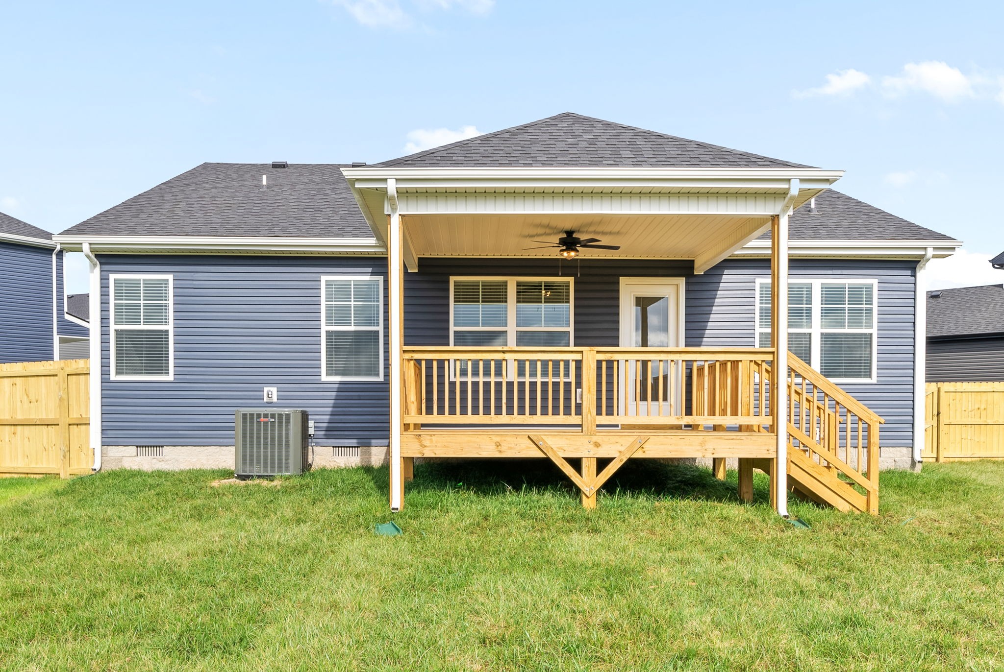30 Echo Ridge Oak Grove, KY 42262 - Photo 27 of 43 front view of a house with a yard