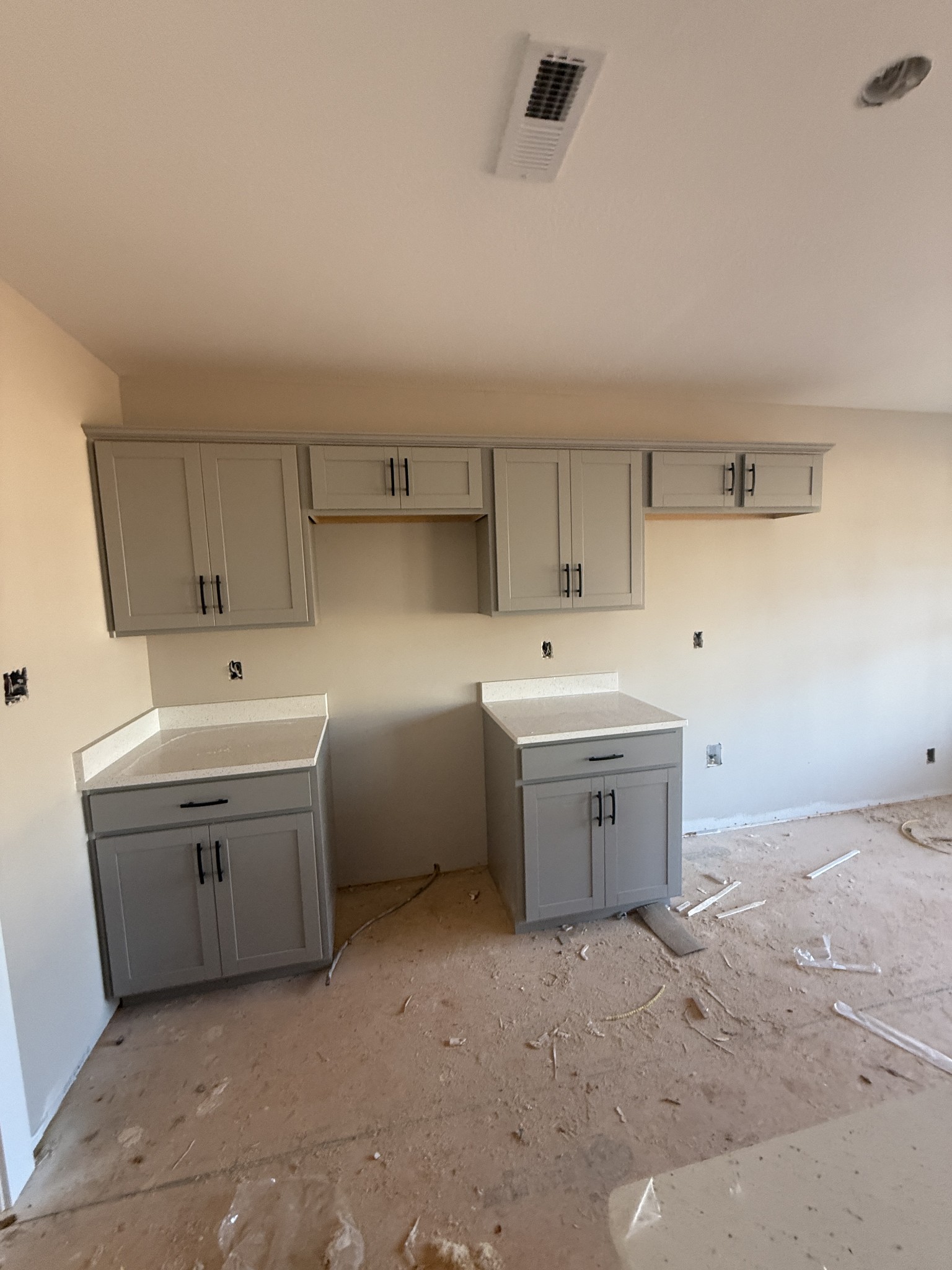 30 Echo Ridge Oak Grove, KY 42262 - Photo 33 of 43 a room with dryer and washer