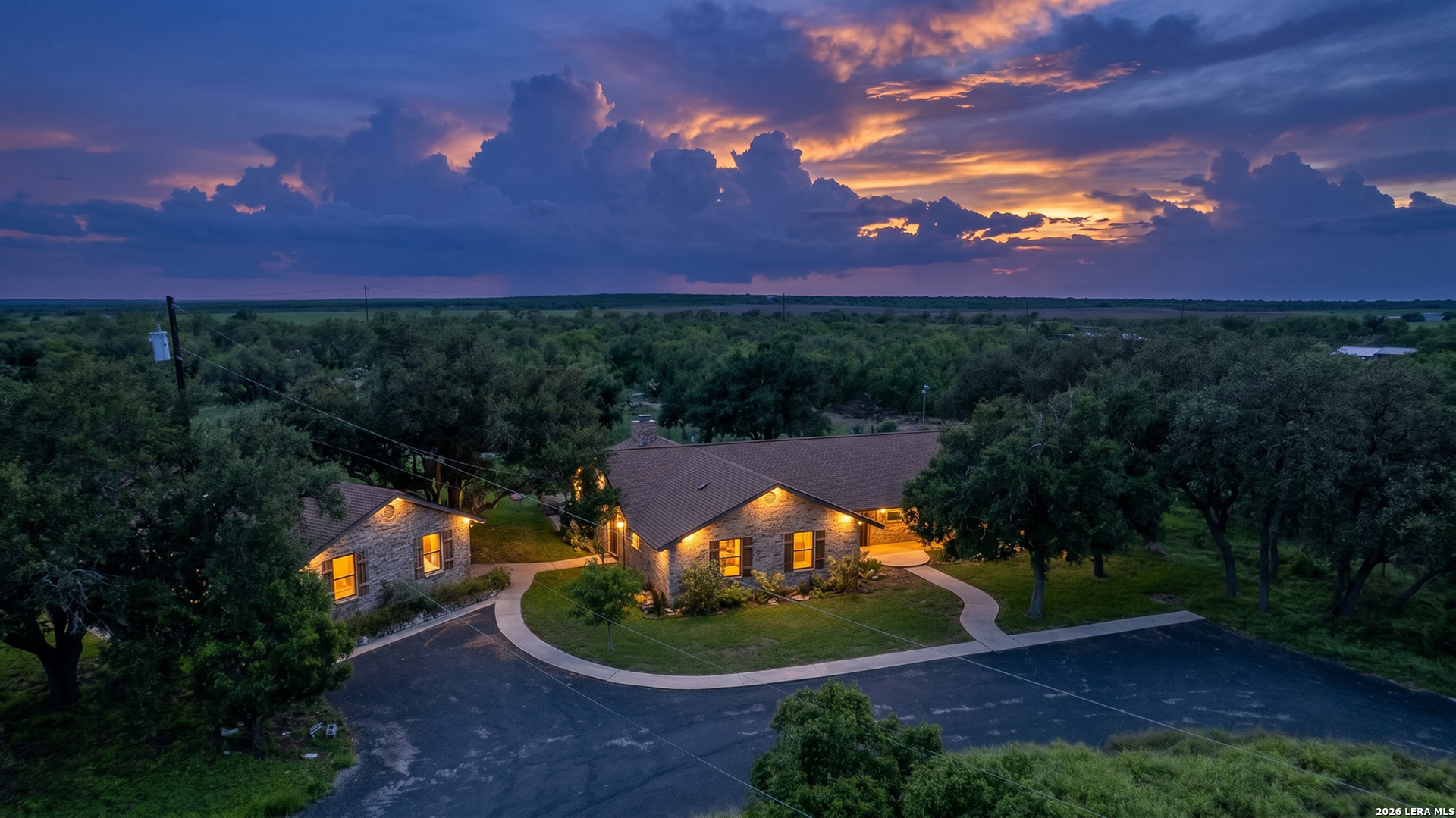 335 Sunset Ridge Road Uvalde, TX 78801 - Photo 31 of 36