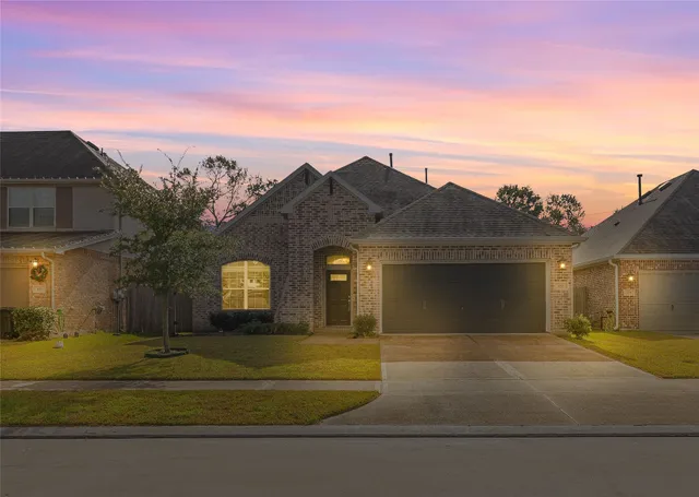$275,000 | 455 Beach Rose Crossing, Crosby, TX 77532