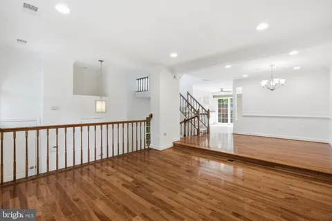 $775,000 | 3911 Green Look Court, Fairfax, VA 22033