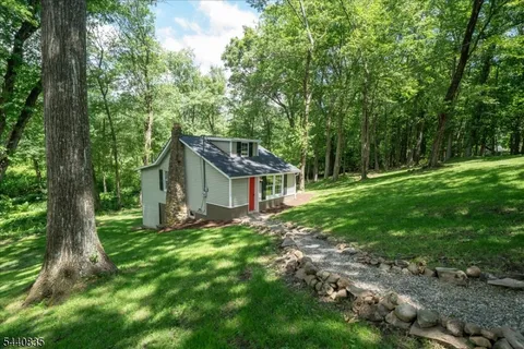 $250,000 | 20 Kingsland Avenue, Stanhope, NJ 07874