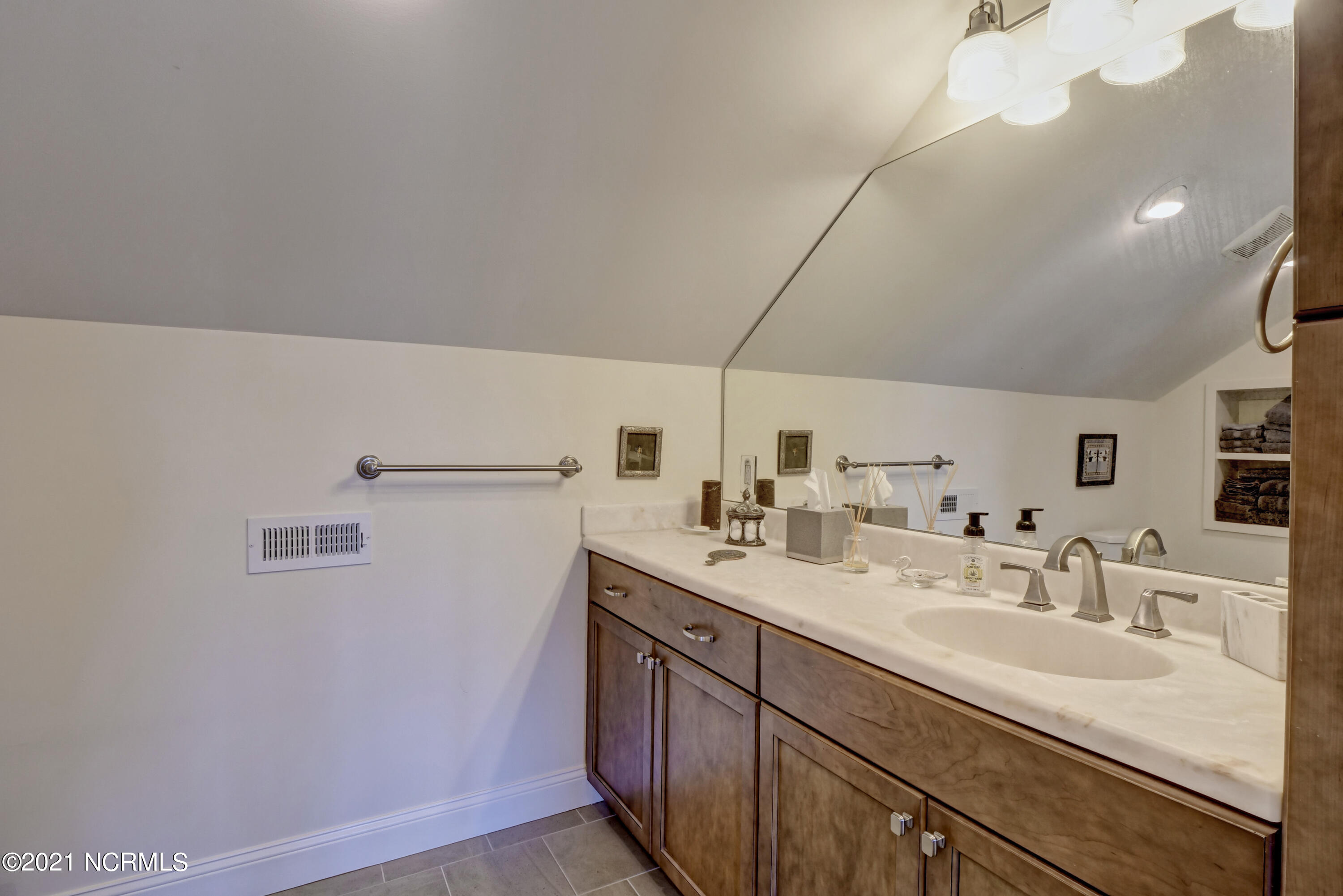 817 Fox Ridge Lane Wilmington, NC 28405 - Photo 41 of 66 038__jka5224_25_26_27_28_29_30