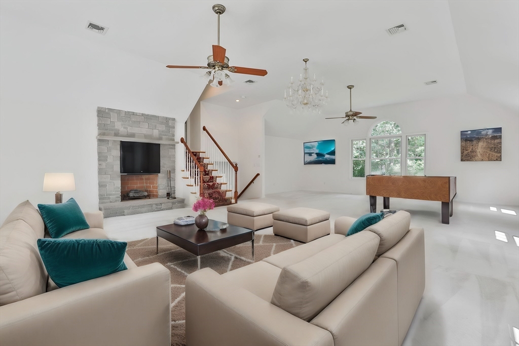 19 Fieldstone Way Boxford, MA 01921 - Photo 16 of 35