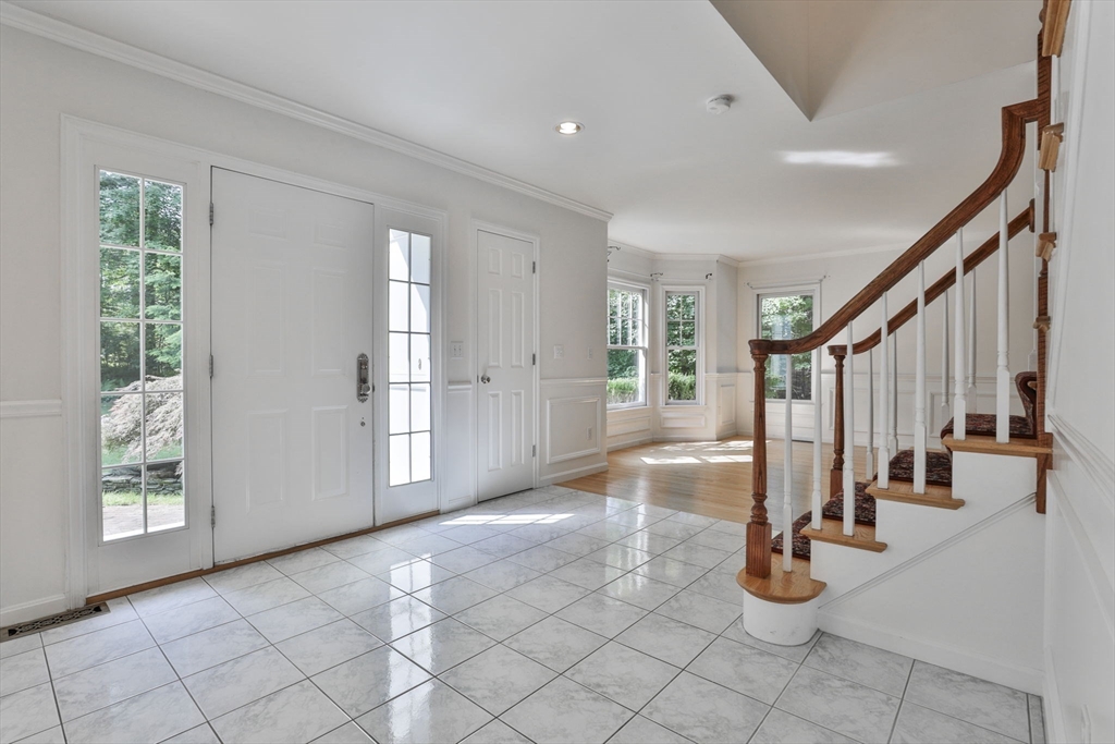 19 Fieldstone Way Boxford, MA 01921 - Photo 2 of 35