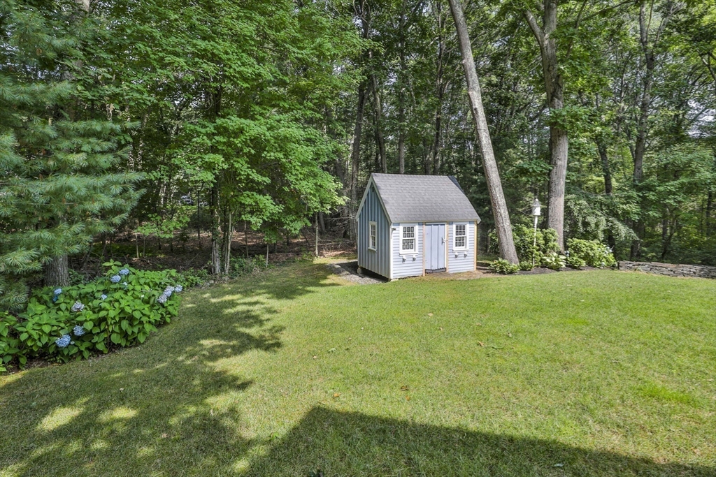 19 Fieldstone Way Boxford, MA 01921 - Photo 31 of 35