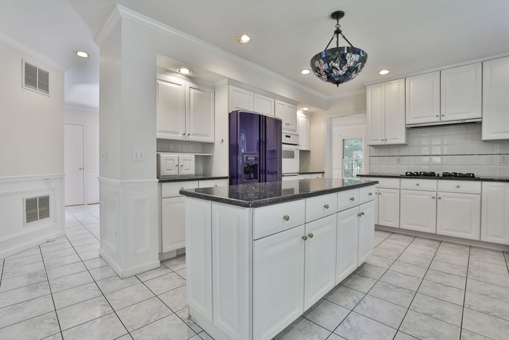 19 Fieldstone Way Boxford, MA 01921 - Photo 10 of 35