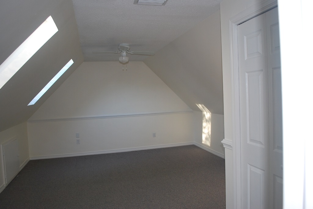 142 Robbins Boulevard Daphne, AL 36526 - Photo 33 of 39 Game Room and/or 4th Bedr