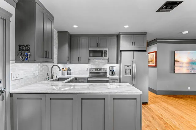 $449,000 | 236 West 24th Street, Riviera Beach, FL 33404