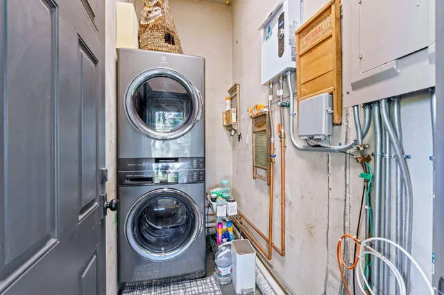 $449,000 | 236 West 24th Street, Riviera Beach, FL 33404