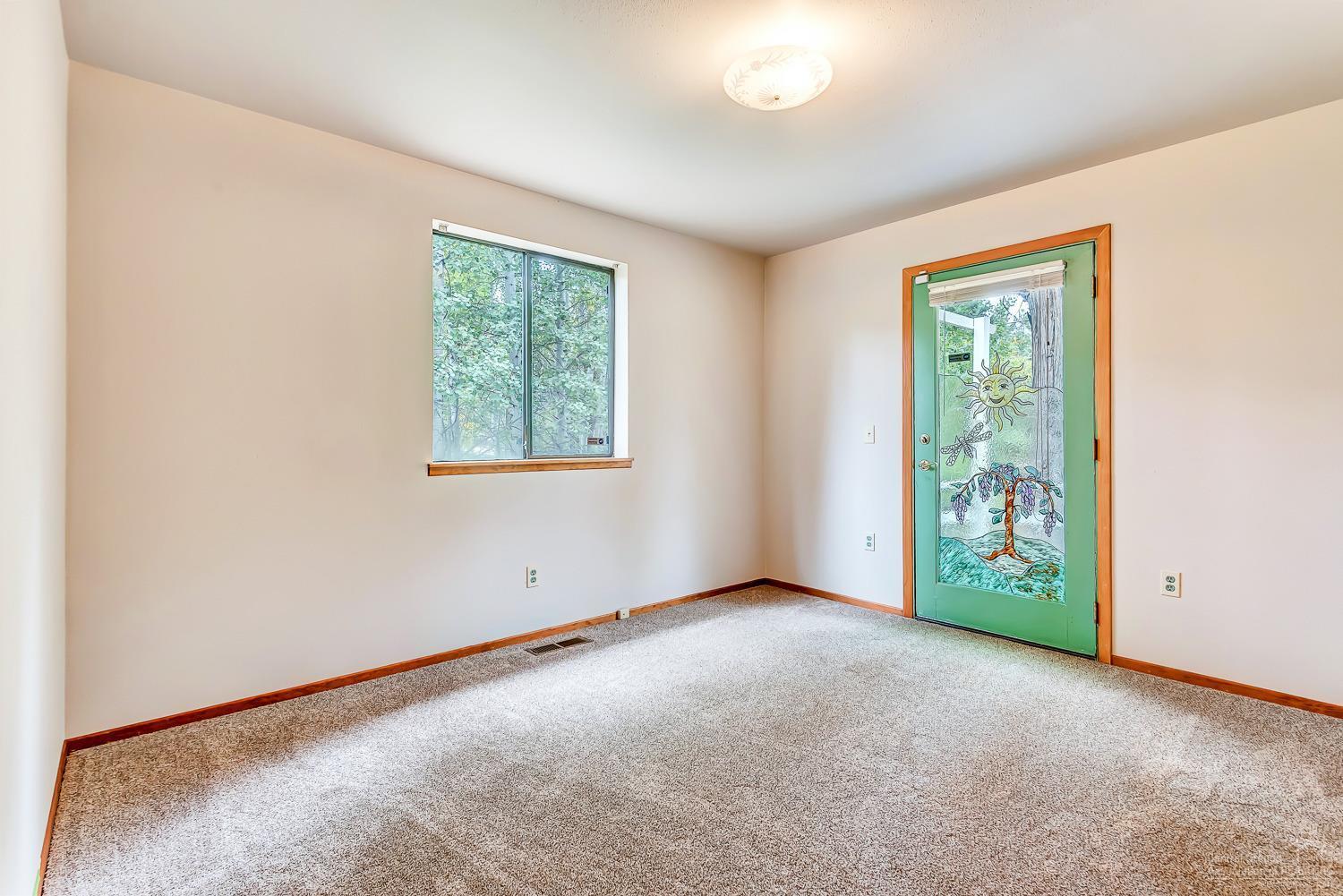 20312 Rae Road Bend, OR 97702 - Photo 15 of 20 Additional Photo