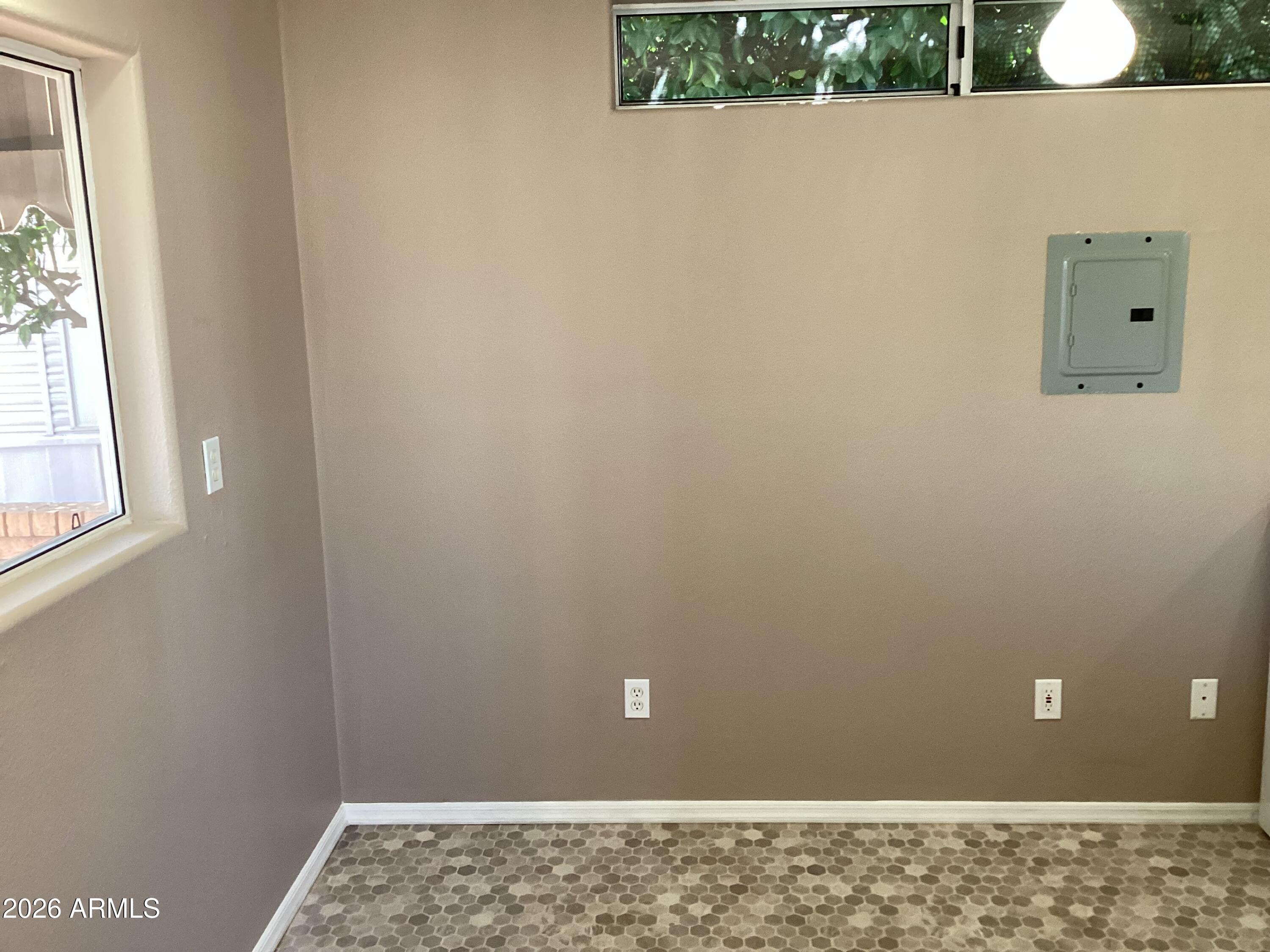 111 South Greenfield Road, Unit 163 Mesa, AZ 85206 - Photo 10 of 16 a view of a small space