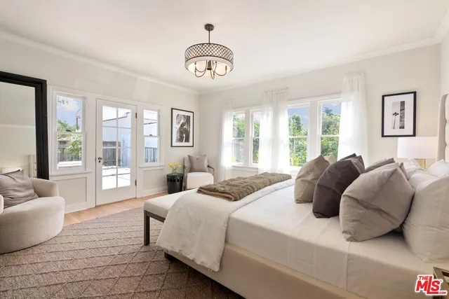 $20,000 | 802 South Cochran Avenue, Los Angeles, CA 90036