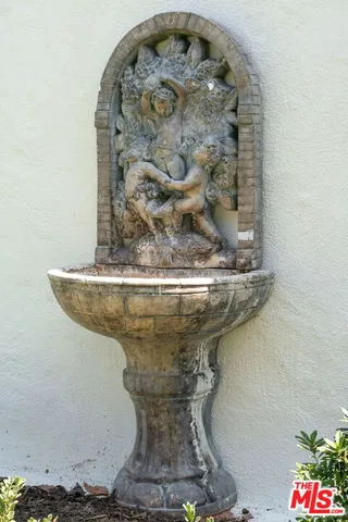 $20,000 | 802 South Cochran Avenue, Los Angeles, CA 90036