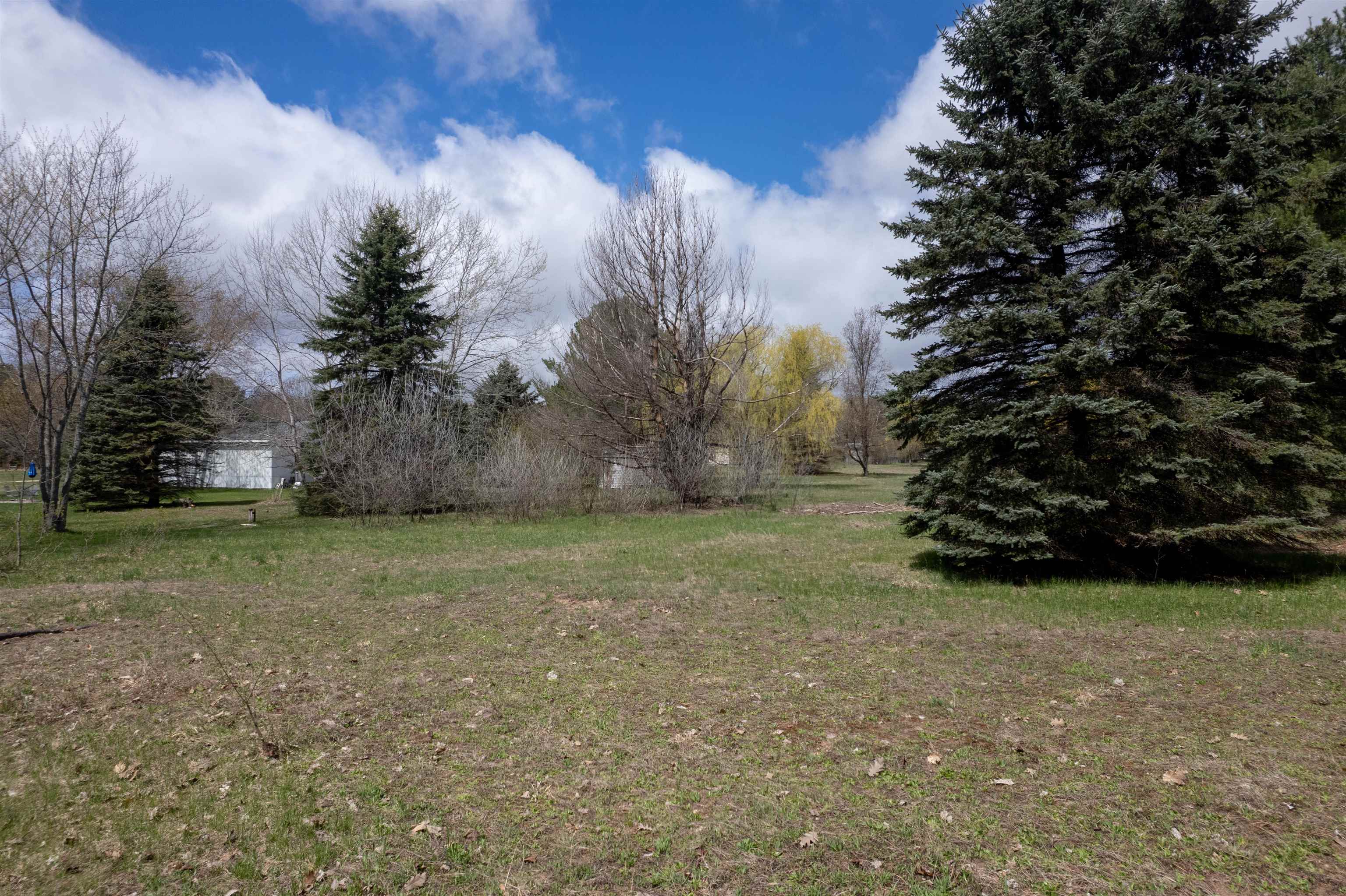 10864 Cedar Run Road Traverse City, MI 49684 - Photo 4 of 18 Gallery Image 4