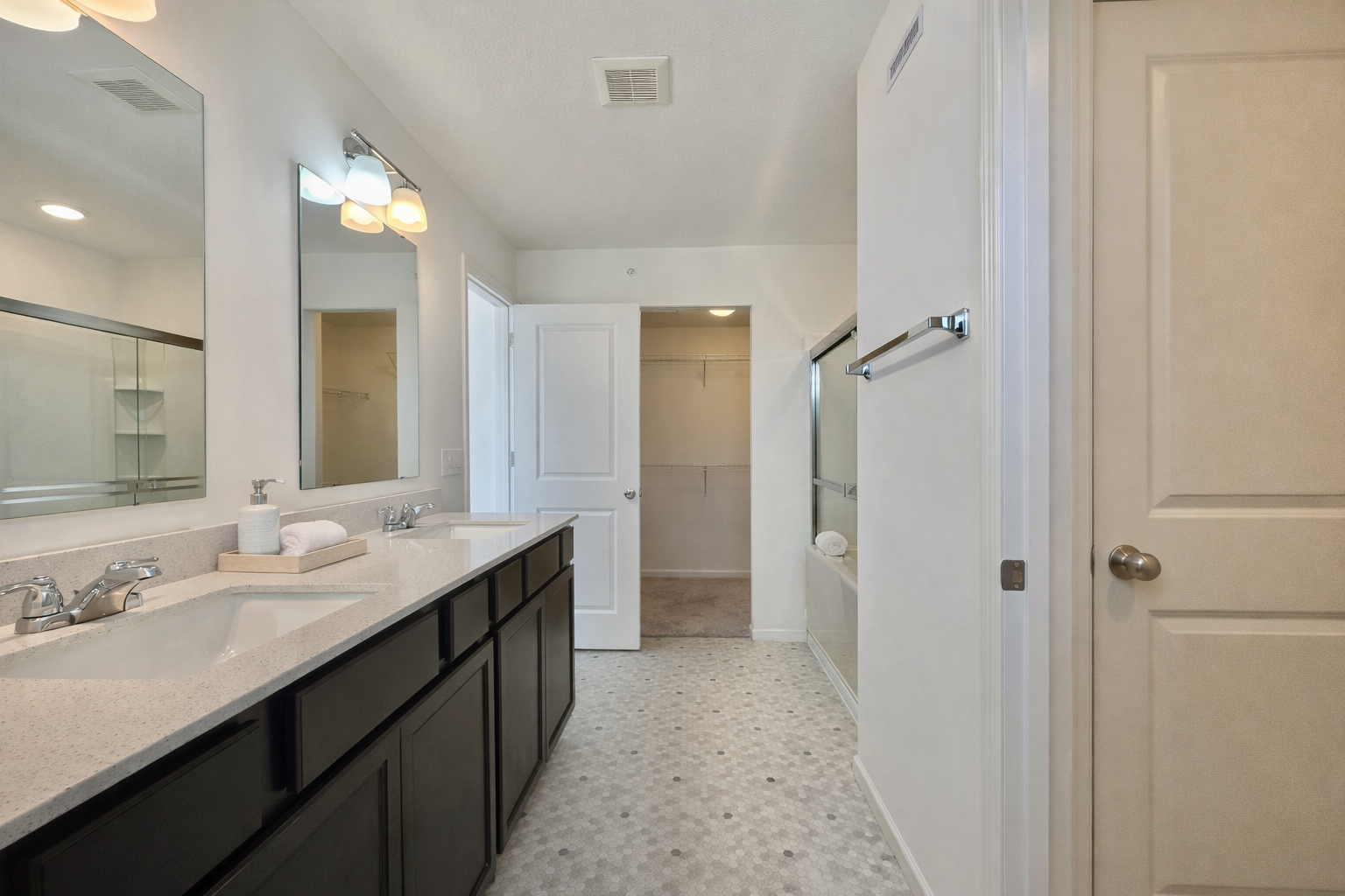 5895 156th Way St. Paul, MN 55124 - Photo 8 of 16