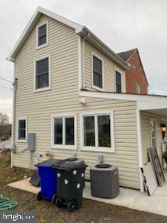 15948 Frederick Road Woodbine, MD 21797 - Photo 3 of 11 Gallery Image 3