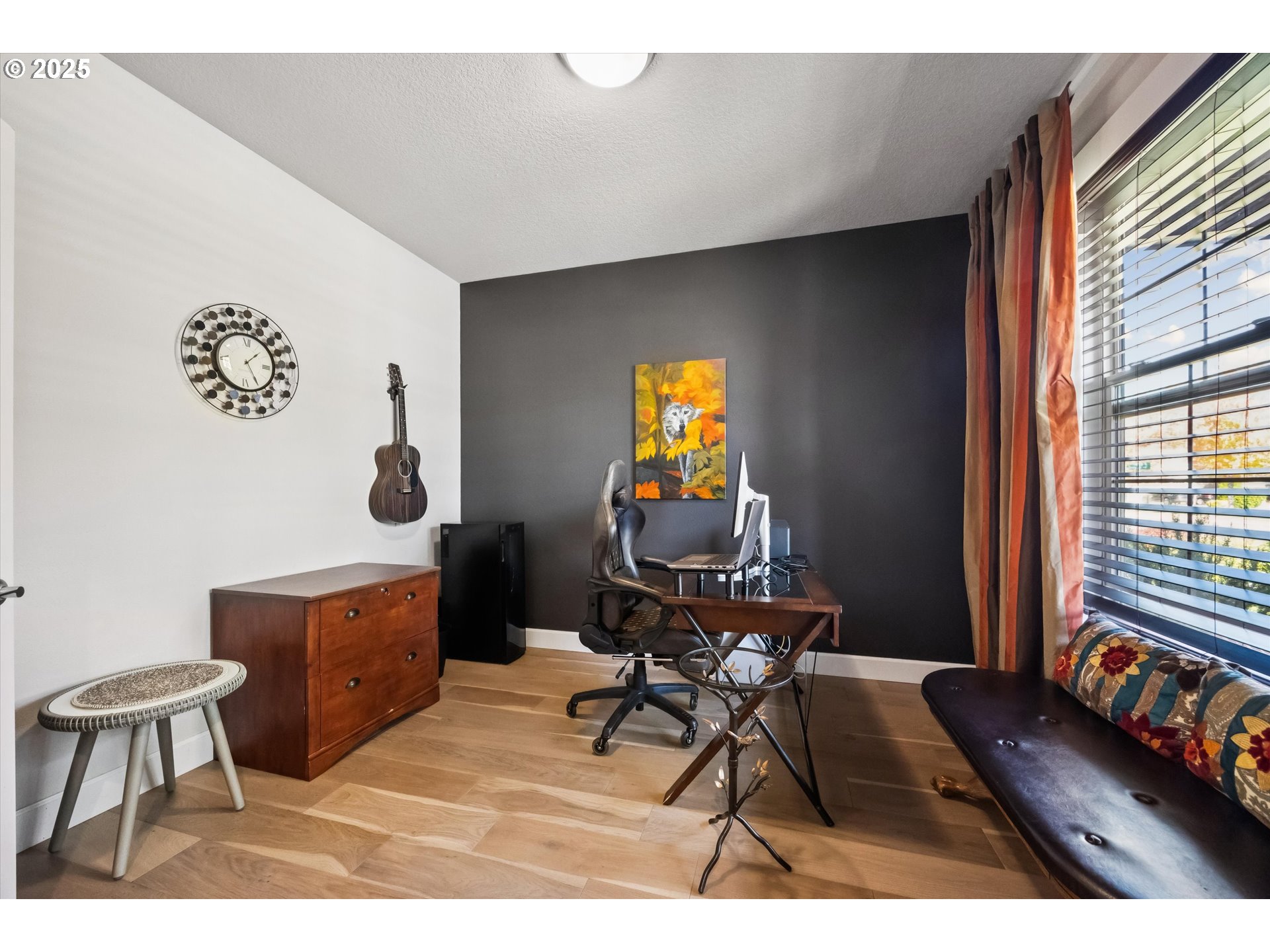 2440 Heather Way Forest Grove, OR 97116 - Photo 19 of 24 a workspace with furniture and a window