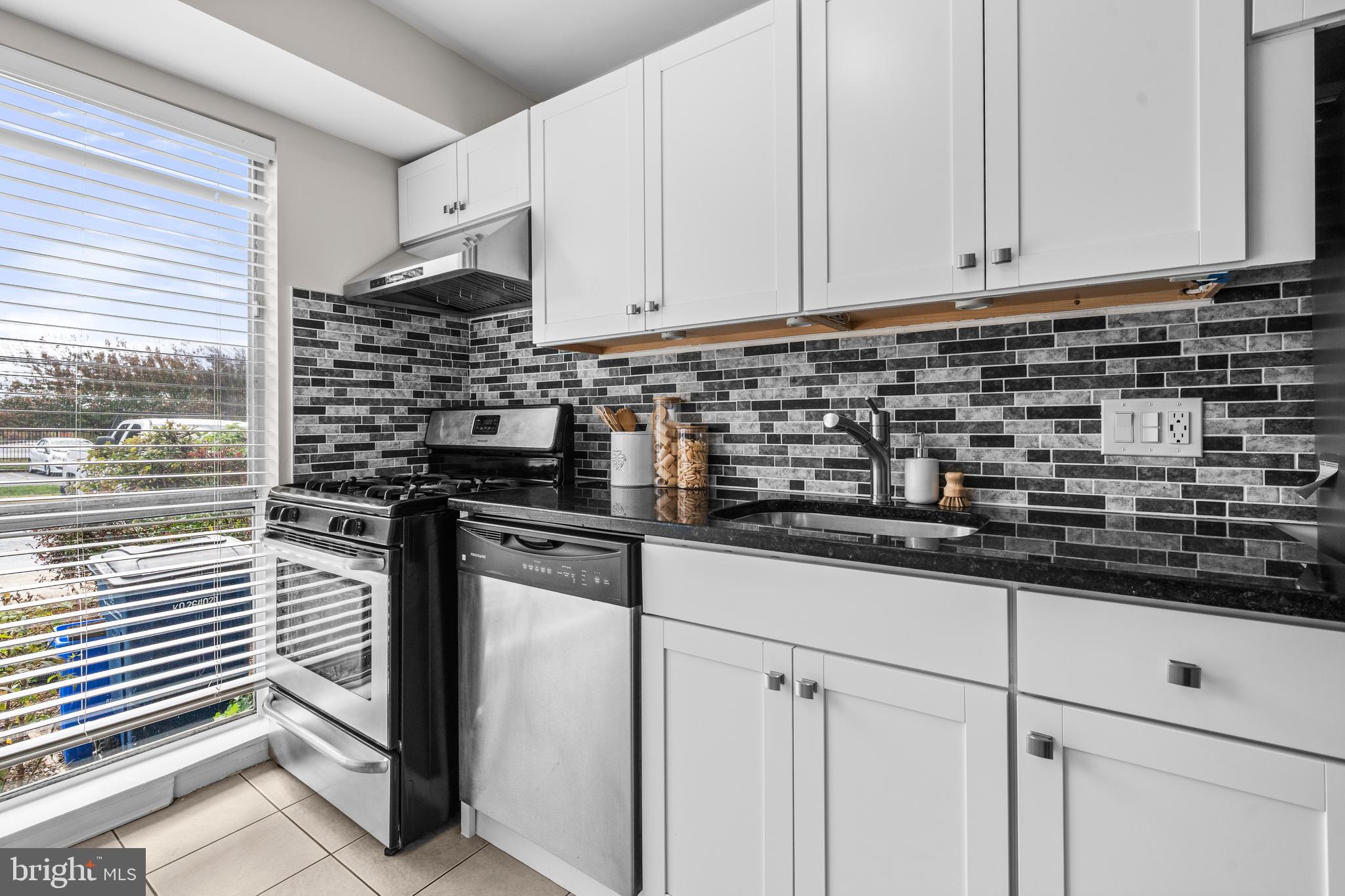 2480 Sun Valley Circle, Unit 8D Silver Spring, MD 20906 - Photo 11 of 47 Gallery Image 11