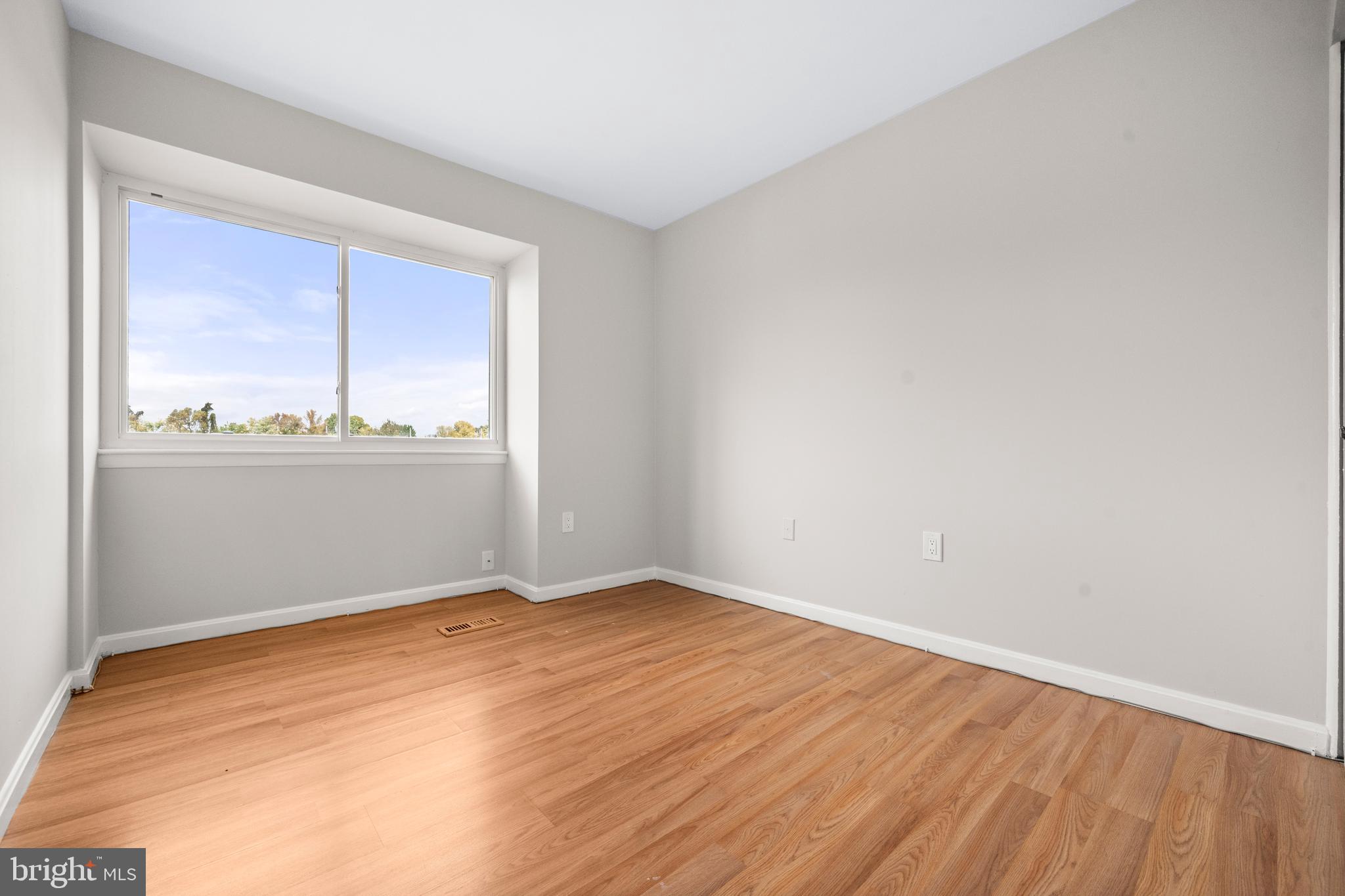 2480 Sun Valley Circle, Unit 8D Silver Spring, MD 20906 - Photo 31 of 47 Gallery Image 31